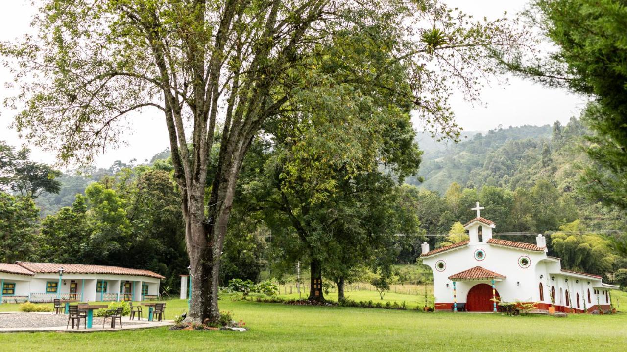 סאלנטו Hotel Momotus Cocora מראה חיצוני תמונה