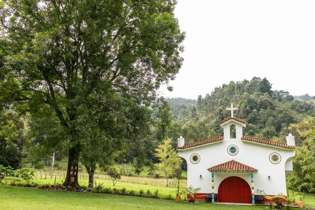 סאלנטו Hotel Momotus Cocora מראה חיצוני תמונה